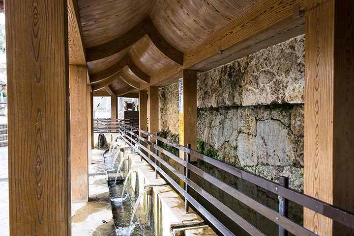 Uokkagaa (Kinookawa) well