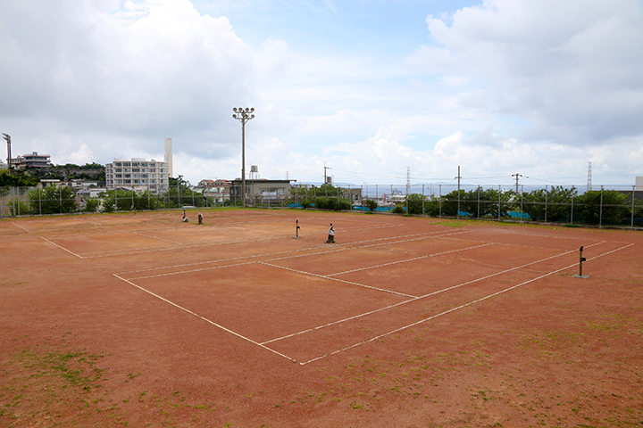 Kin Town Public Tennis Courts