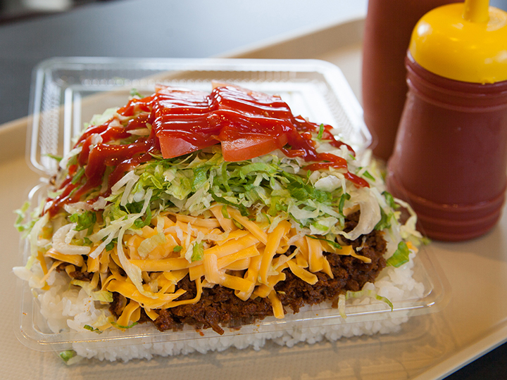 KING TACOS 金武本店